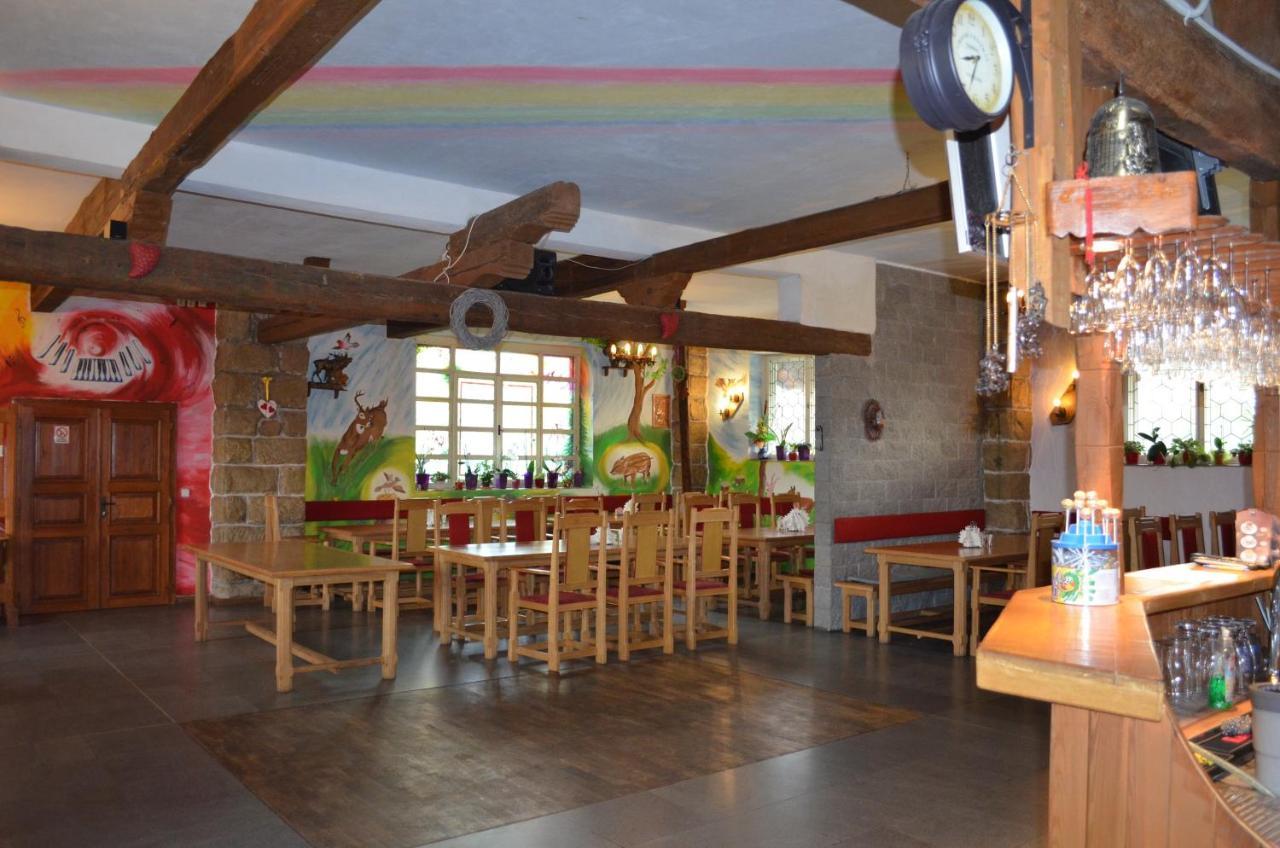 Famozclub Hotel Bakov nad Jizerou Екстериор снимка
